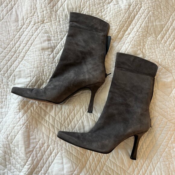 Vintage Stuart Weitzman gray suede pointed-toe boots 9B - Picture 1 of 9